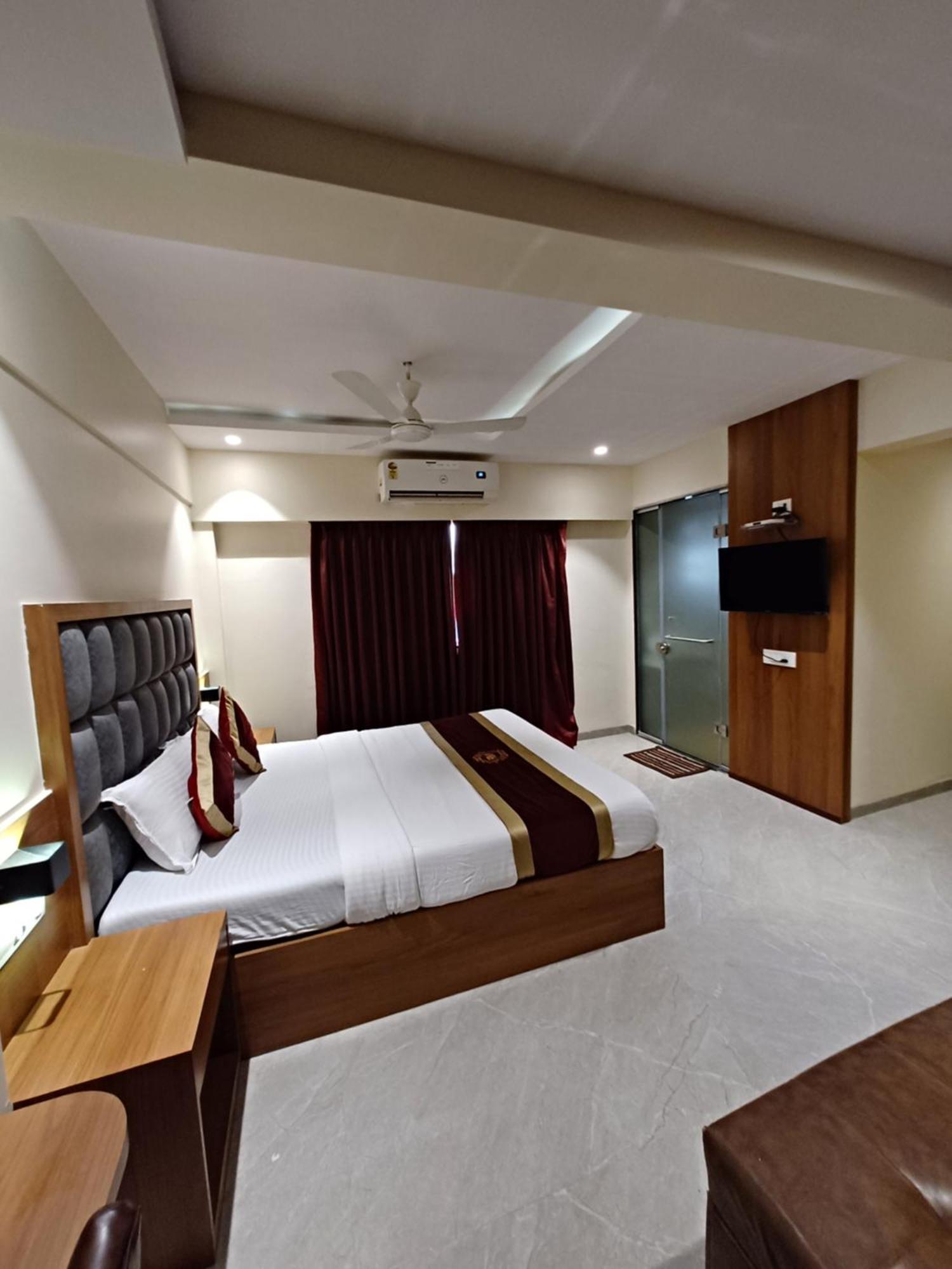 Hotel Ratna Mahal Βομβάη Εξωτερικό φωτογραφία