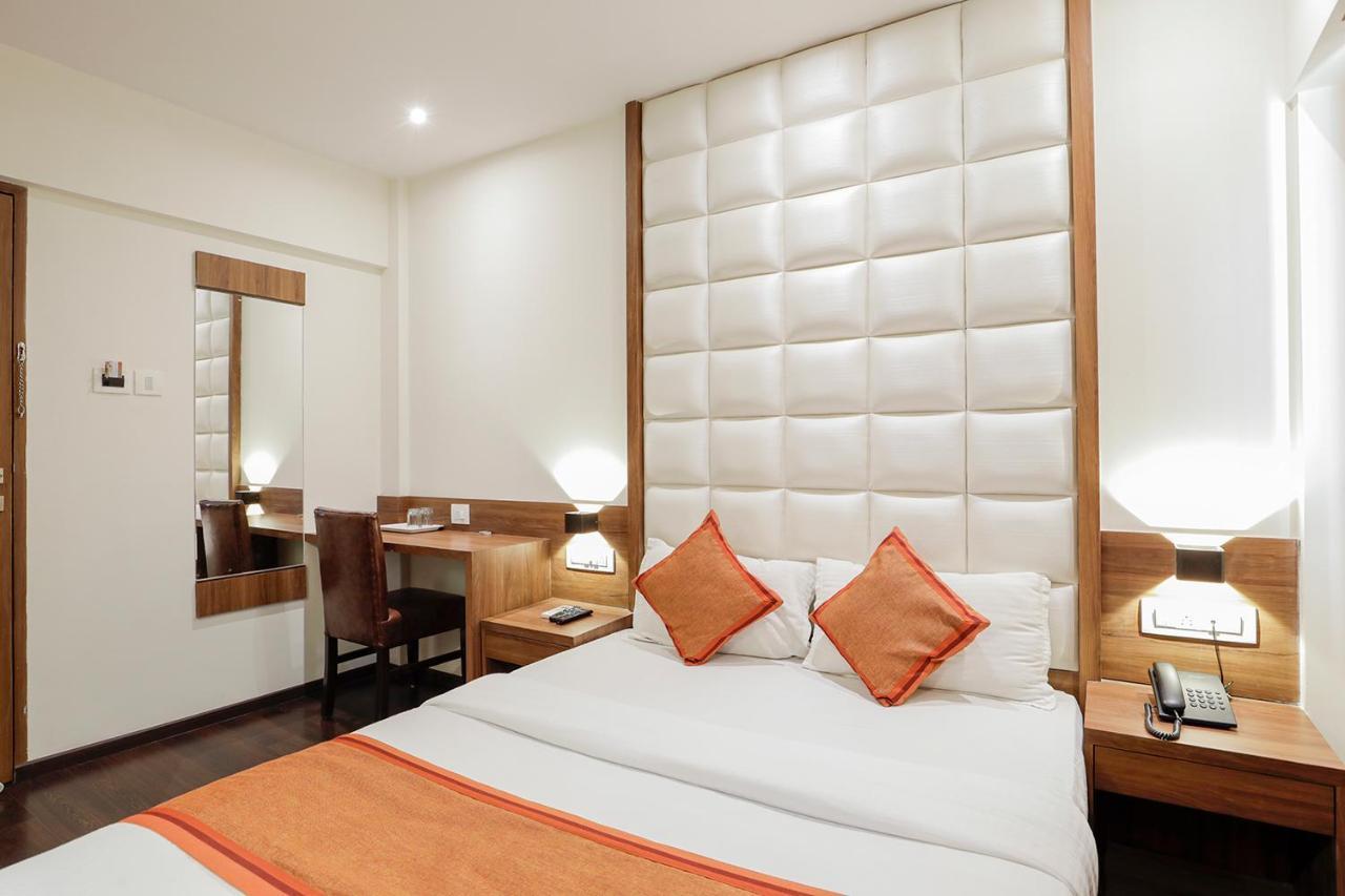 Hotel Ratna Mahal Βομβάη Εξωτερικό φωτογραφία