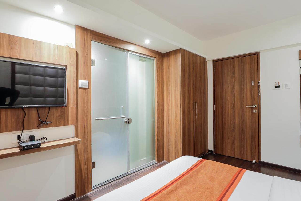Hotel Ratna Mahal Βομβάη Εξωτερικό φωτογραφία